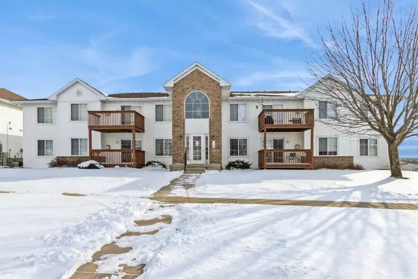 Marion, IA 52302,5525 Kacena AVE #3