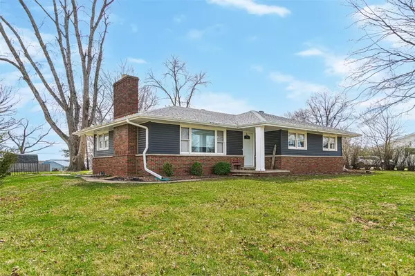 Marion, IA 52302,1005 Rolling Glen DR