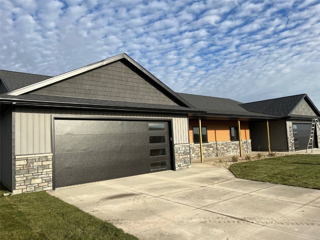 302 Viking, Vinton, IA 52349
