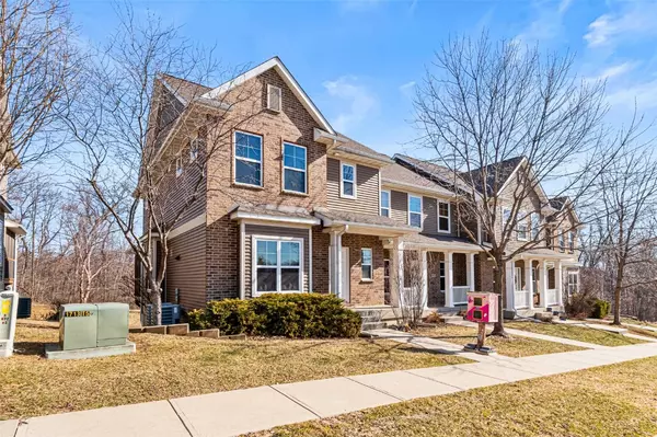 Iowa City, IA 52246,908 Ryan CT