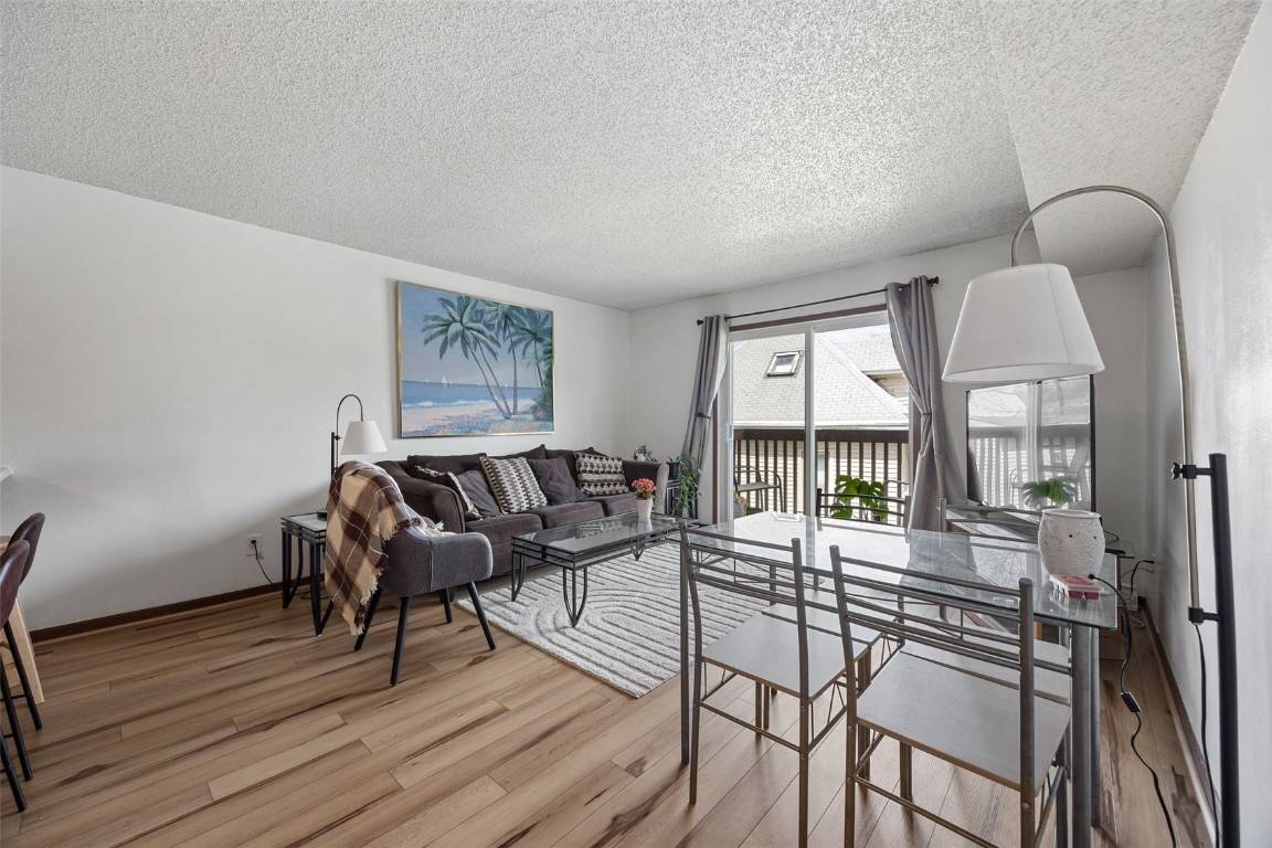 Iowa City, IA 52246,25 Lincoln DR #10