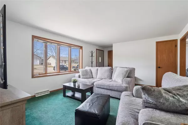 Cedar Rapids, IA 52404,2025 18th Street SW