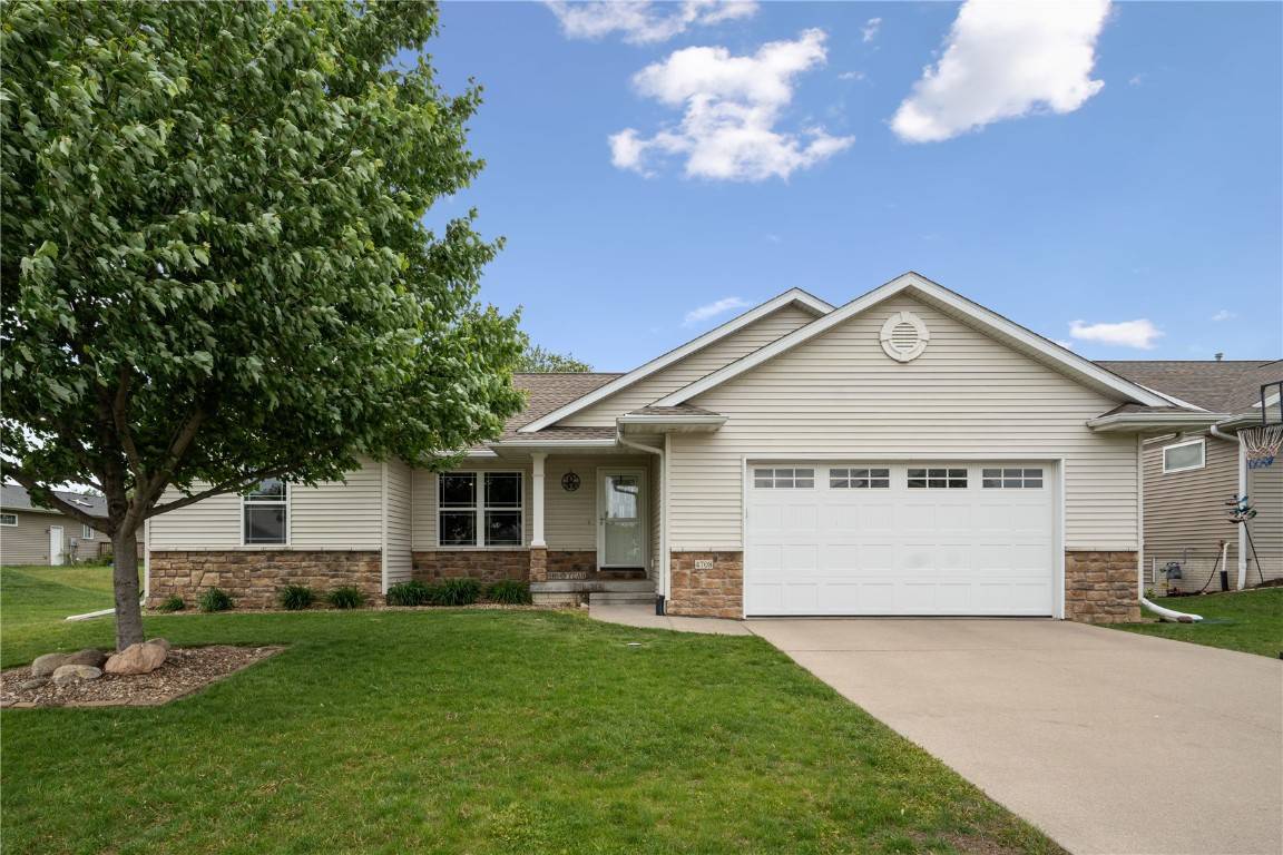 4708 Pueblo ST SW, Cedar Rapids, IA 52404