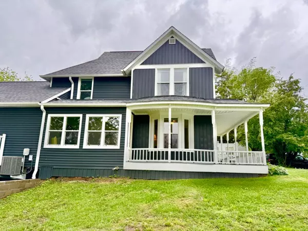 Riverside, IA 52327,80 W 2nd ST