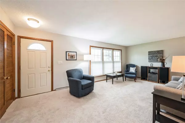 Hiawatha, IA 52233,1110 Rainbow BLVD