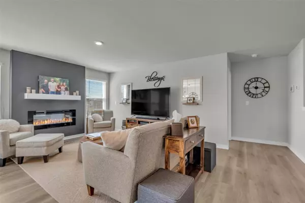 Palo, IA 52324,305 Sumac DR