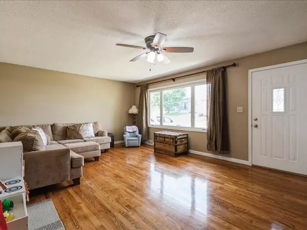 Marion, IA 52302,1175 F AVE