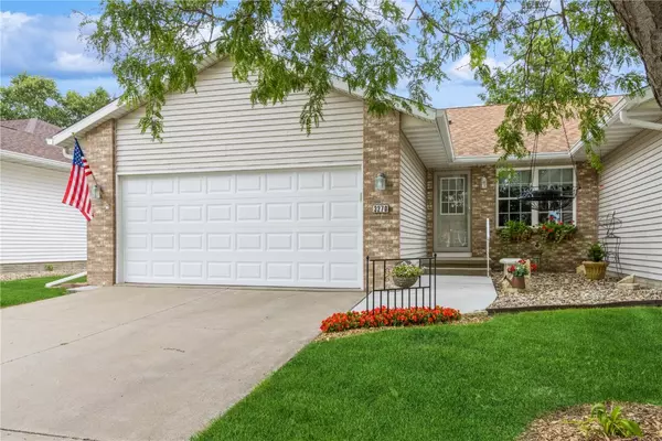 3270 Sunburst AVE, Marion, IA 52302