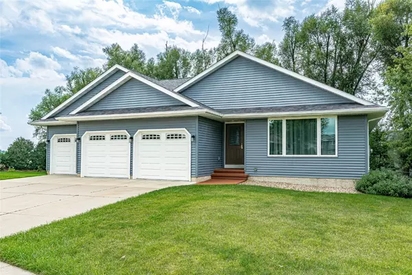 Center Point, IA 52213,811 Valley CT