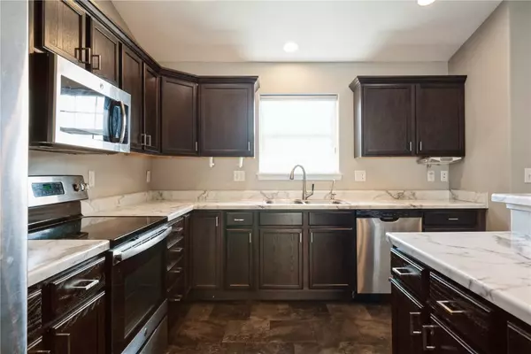 Marion, IA 52302,3092 Sherwood DR