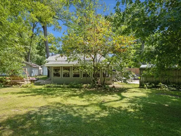 Mt Vernon, IA 52314,991 Cedar CT