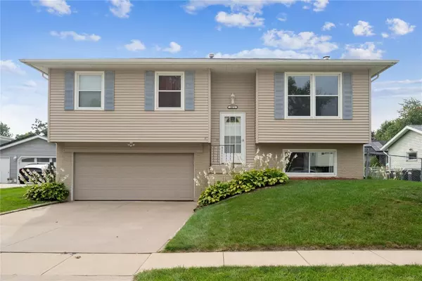 Marion, IA 52302,3070 1st ST