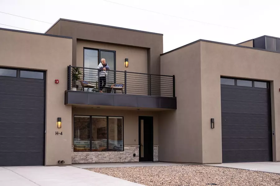 400 S Moki Dr #I-1, Kanab, UT 84741