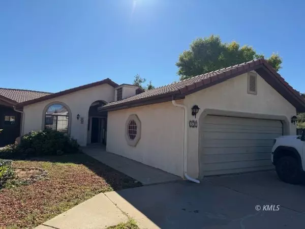 80 W Red Shadow Cir, Kanab, UT 84741