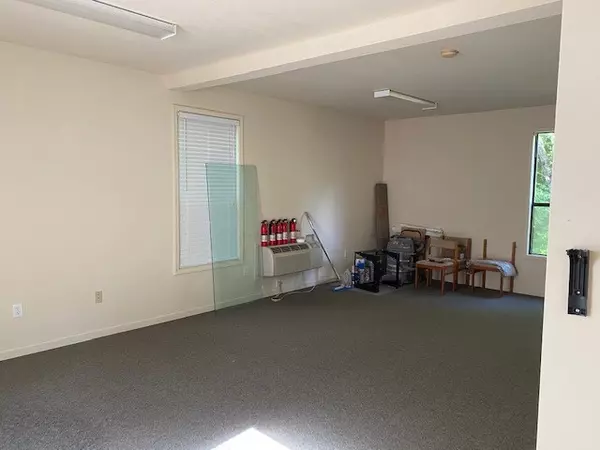 Seneca, SC 29678,10612 Clemson BLVD