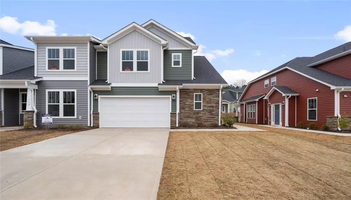 Easley, SC 29642,110 Pine Hollow PL