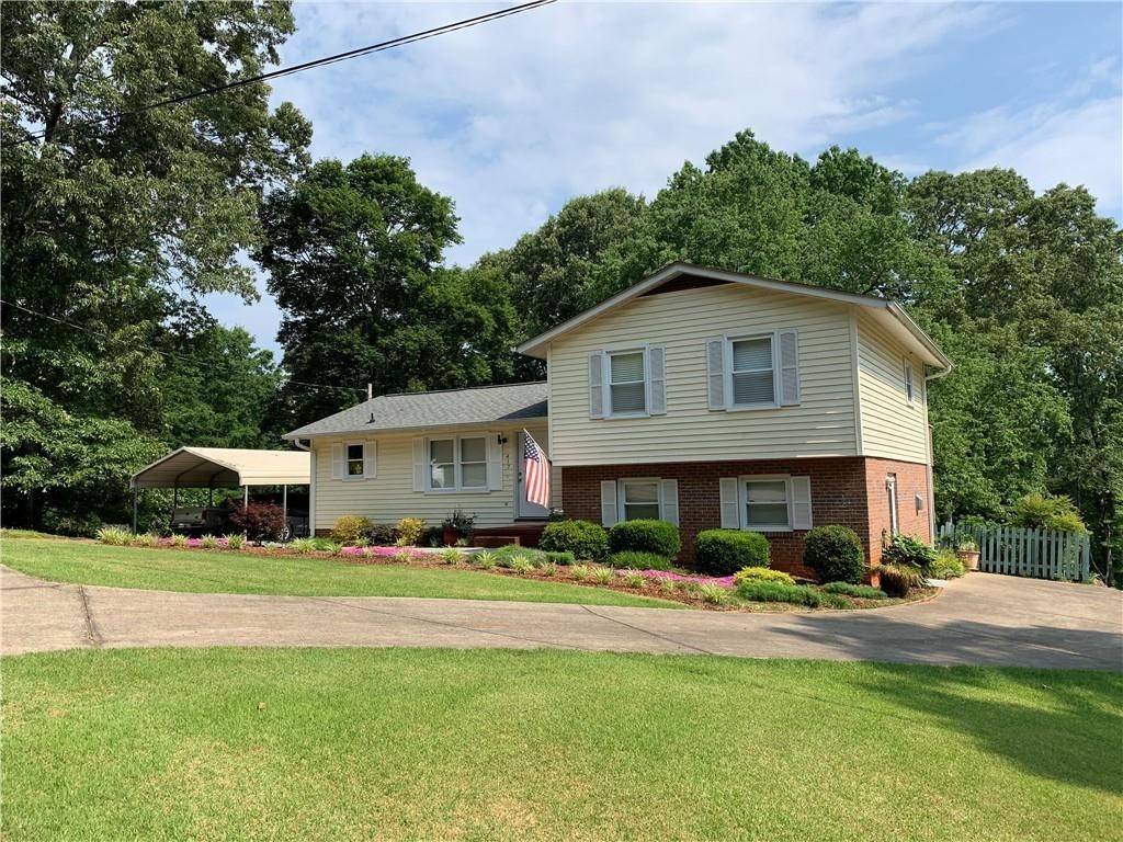 West Union, SC 29696,417 Eastcliff DR