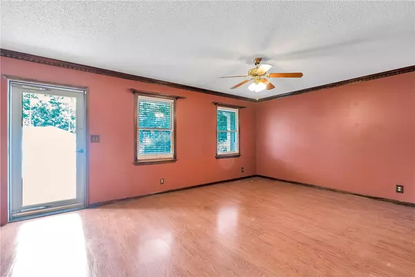 Liberty, SC 29657,348 Springdale AVE