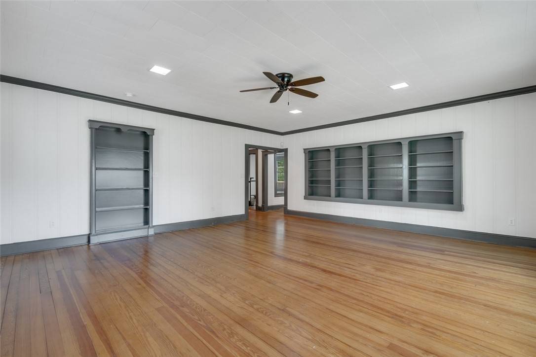 Pickens, SC 29671,719 E cedar rock ST