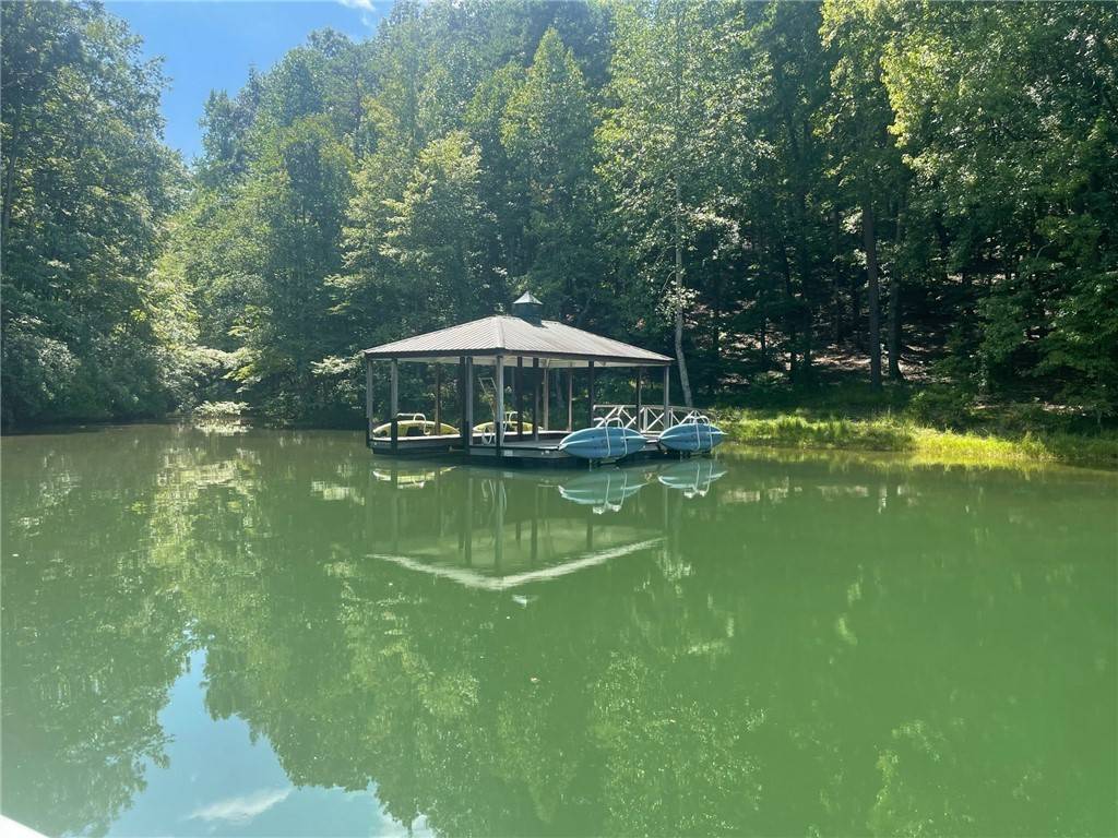 Six Mile, SC 29682,190 Creek Stone CT