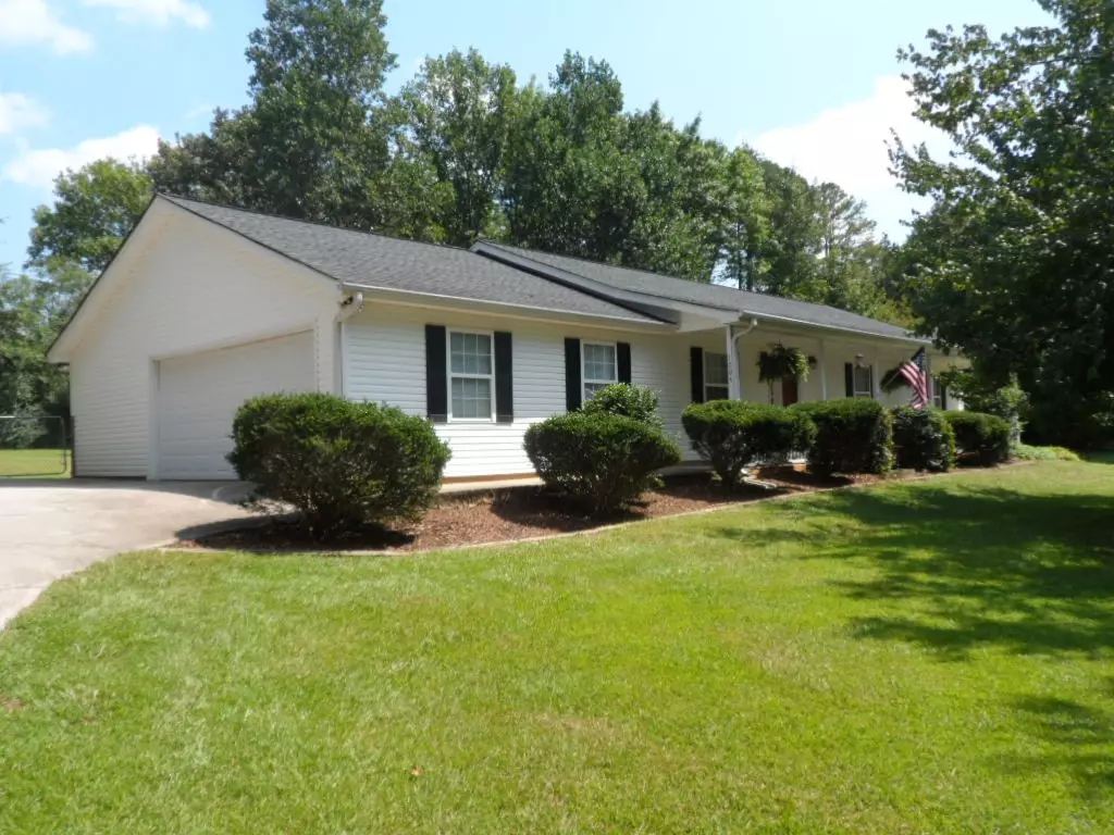 Seneca, SC 29678,1004 Jody DR