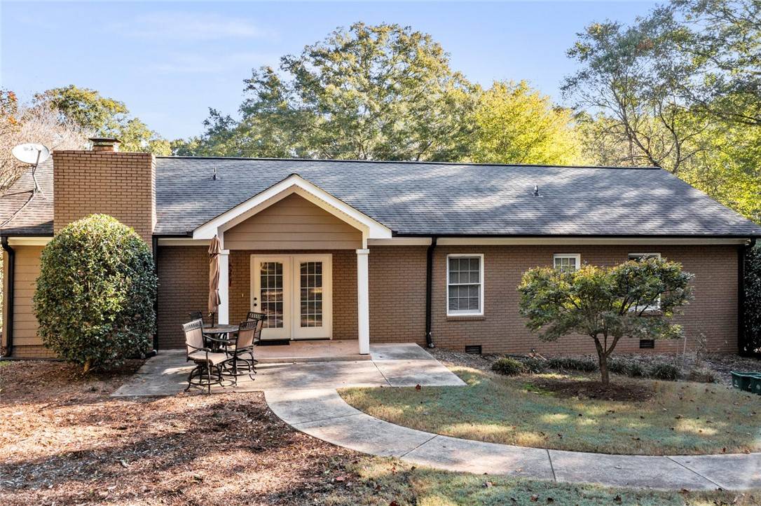 Clemson, SC 29631,104 Allee ST