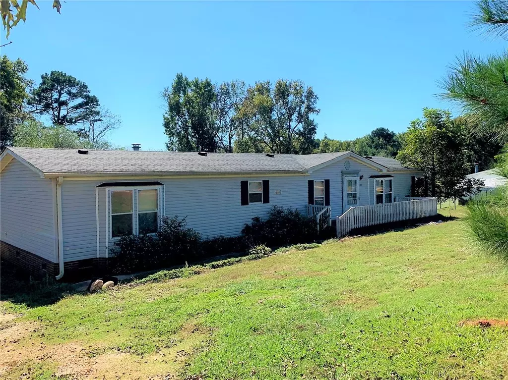 Westminster, SC 29693,109 Grove Creek DR