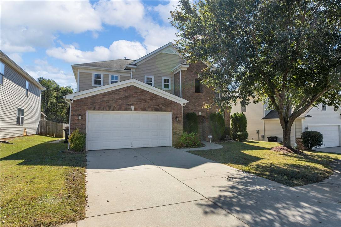 132 Scottish AVE, Simpsonville, SC 29680