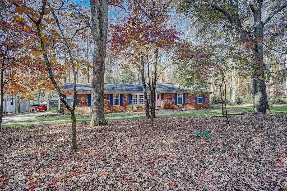 211 Walter ST, Easley, SC 29642