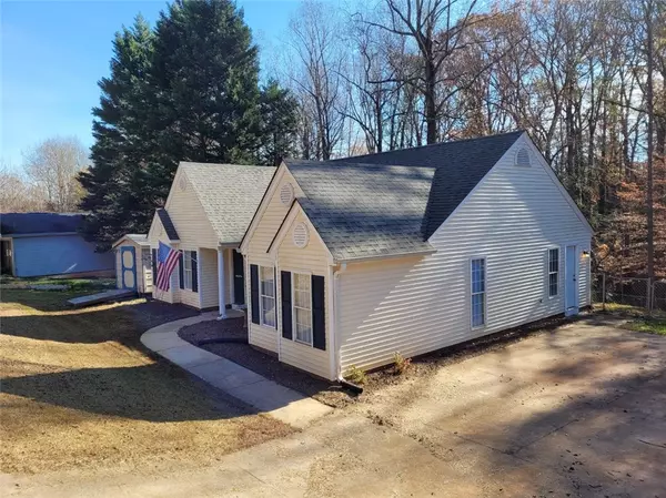 Central, SC 29630,106 S Spring ST