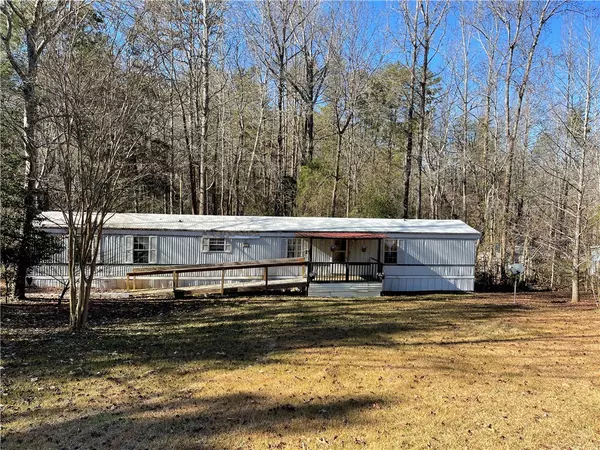 103 W Thunderbird DR, Westminster, SC 29693