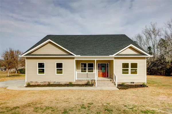 819 Beeks RD, Belton, SC 29627