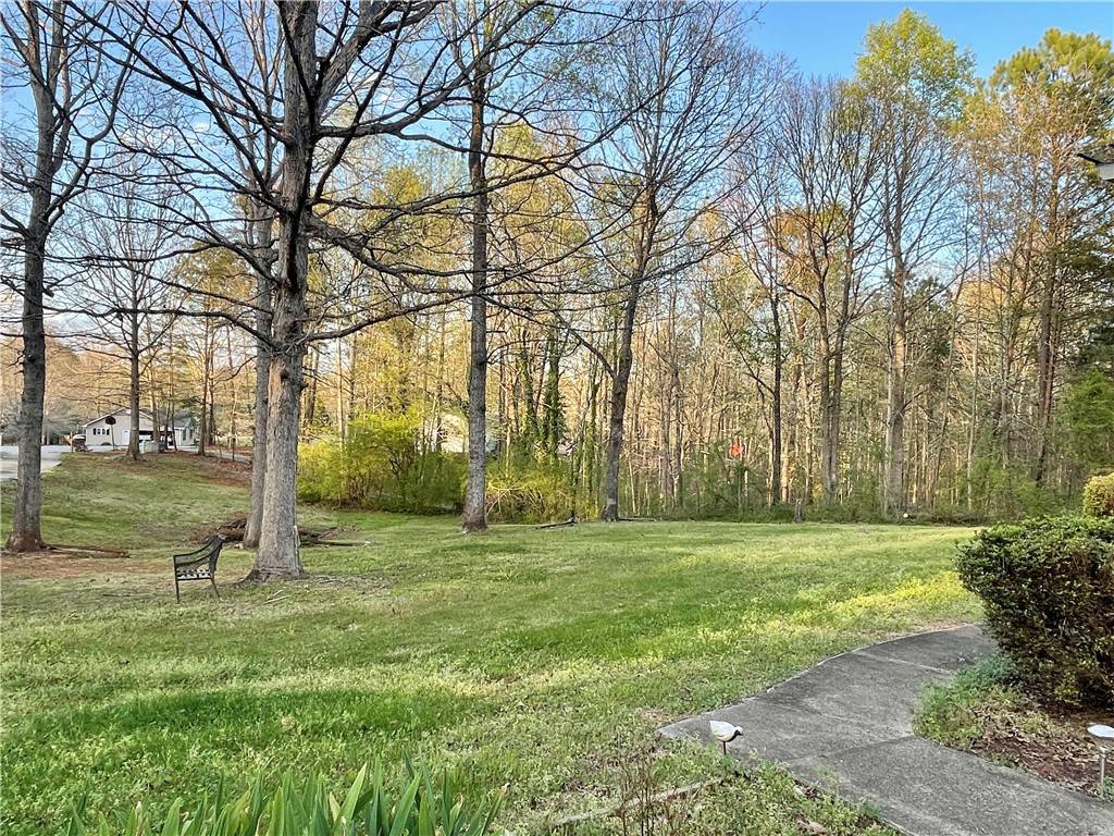 West Union, SC 29696,409 Berry LN
