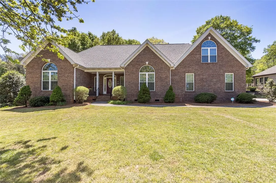 Anderson, SC 29625,124 Creekwalk DR