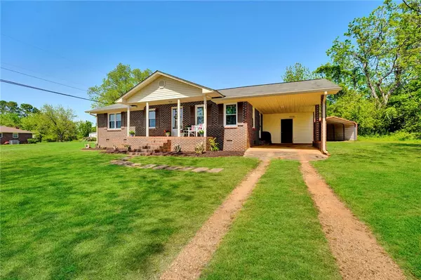 Anderson, SC 29621,207 Rhoe CIR