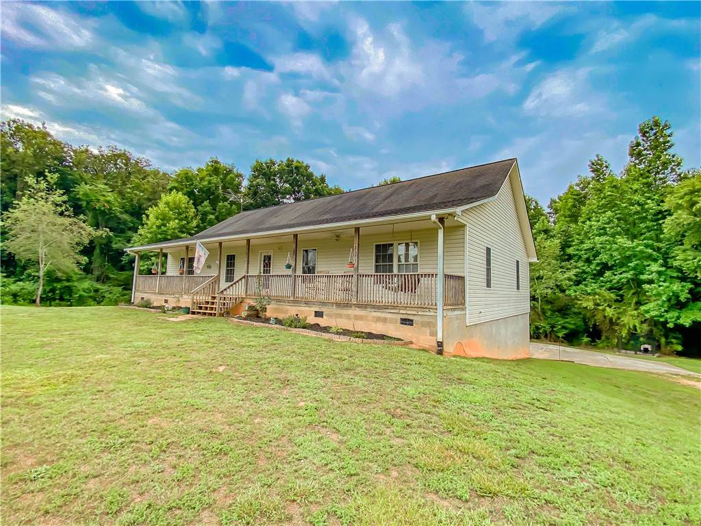 110 Oak Forest TRL,  Seneca,  SC 29678