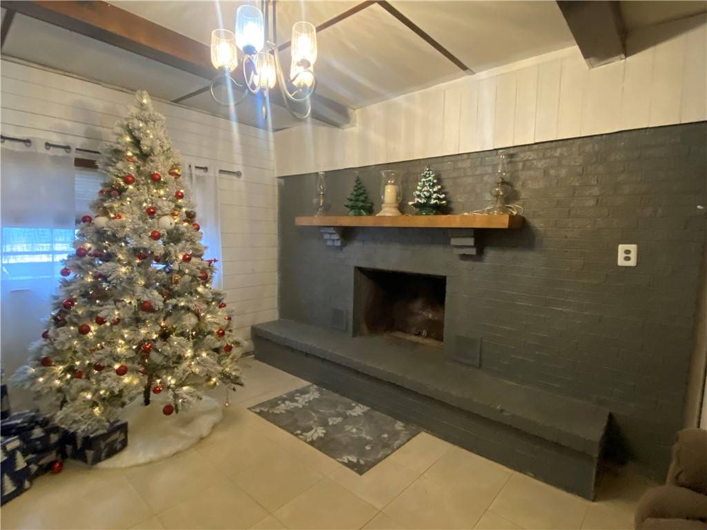 Walhalla, SC 29691,142 Meadowlark DR