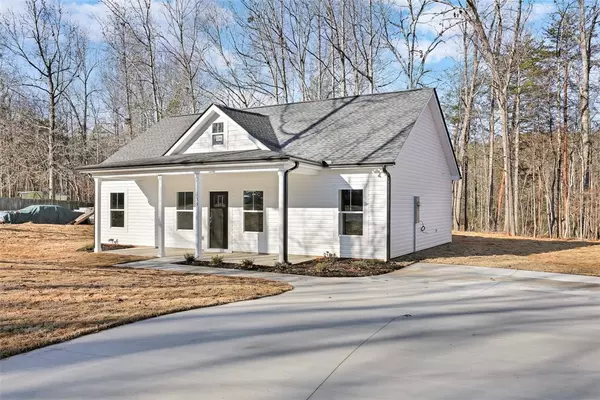 139 Camelot DR, Belton, SC 29627