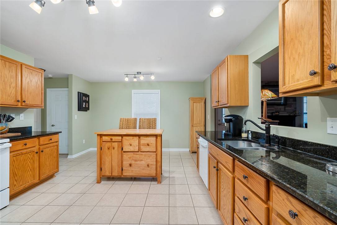 Anderson, SC 29625,511 Elderberry LN