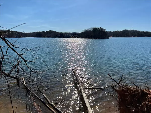 Seneca, SC 29678,00 Lakeside DR