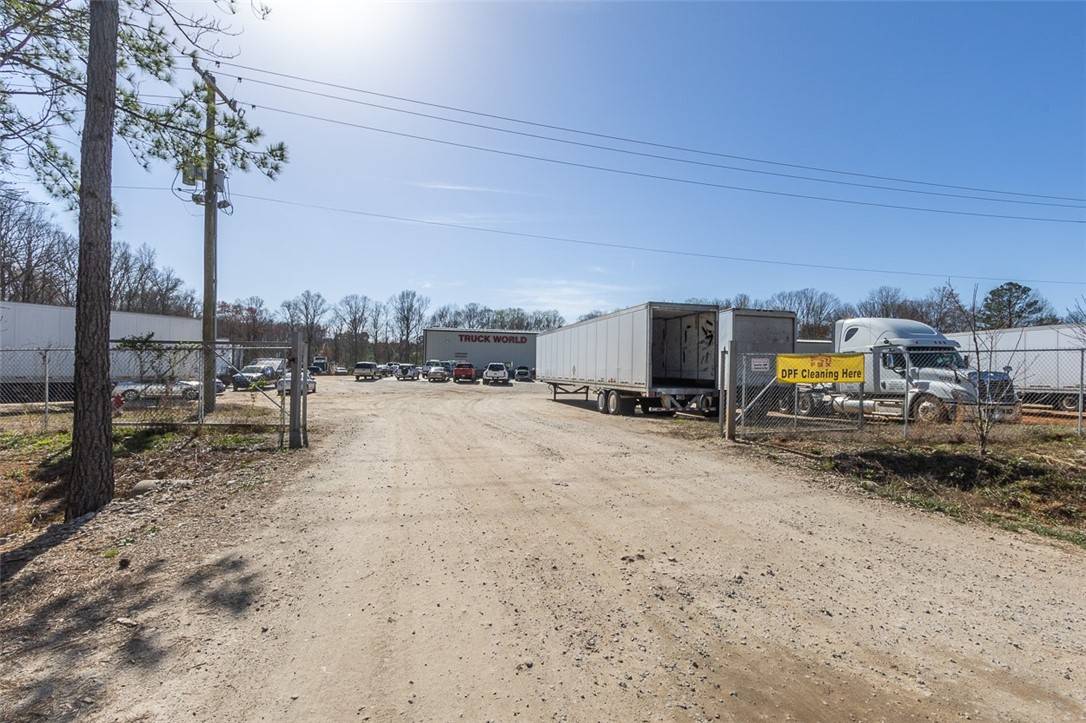 Duncan, SC 29334,290 Morley CT