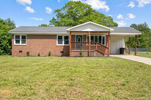 303 Elizabeth ST, Honea Path, SC 29654