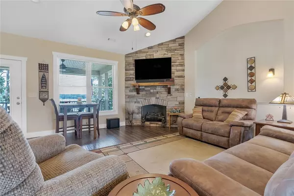 Seneca, SC 29672,110 Walker PT