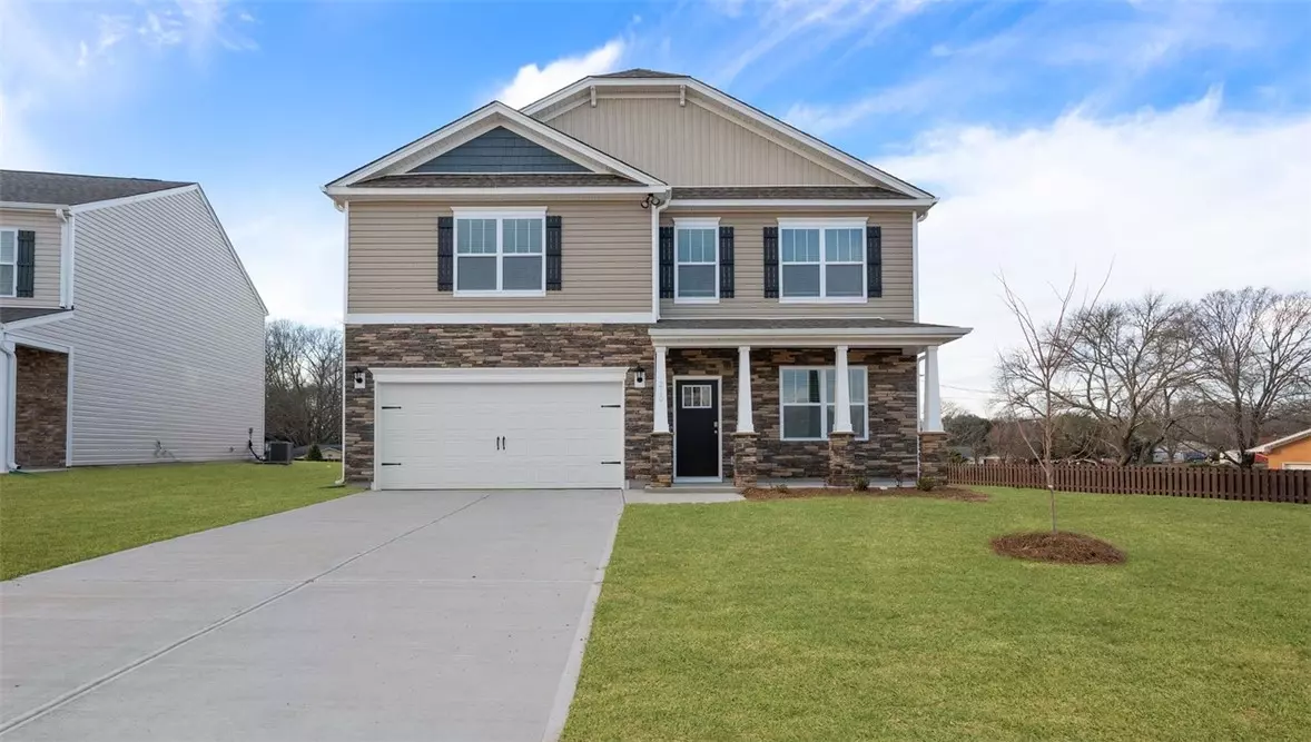 Piedmont, SC 29673,210 Slateford CIR