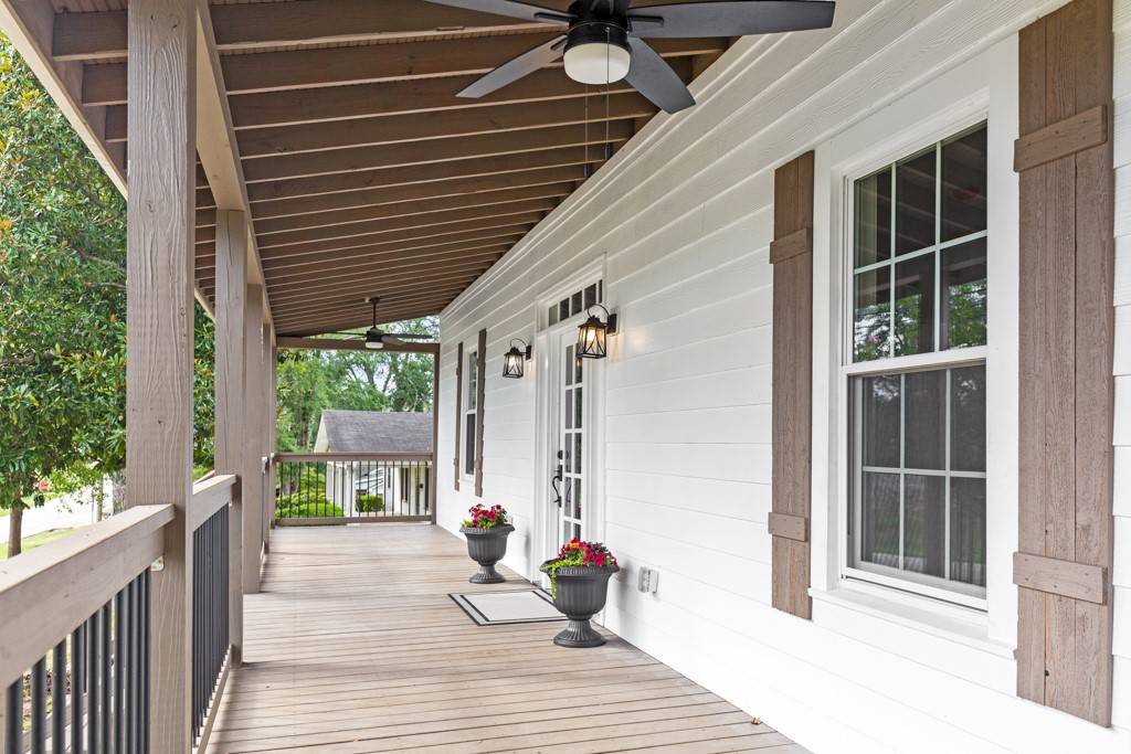 Westminster, SC 29693,313 E North AVE