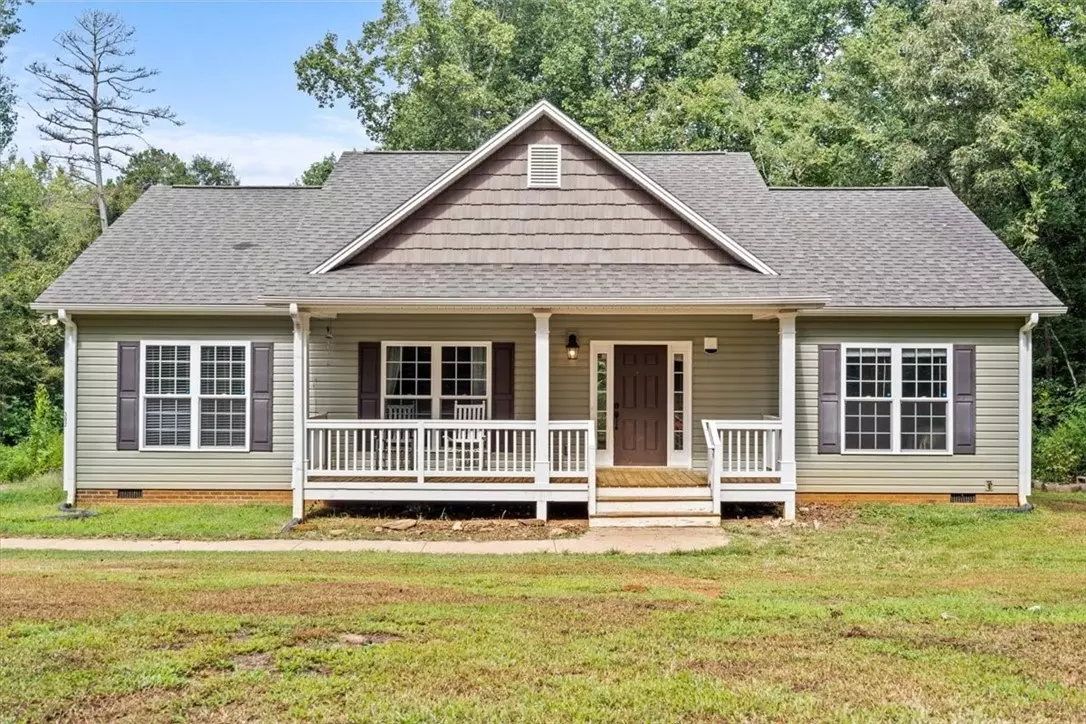 Seneca, SC 29678,302 Friendship Valley RD