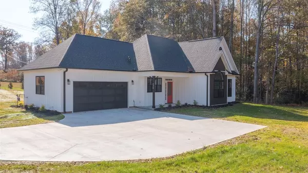 226 Amsterdam RD, Liberty, SC 29657