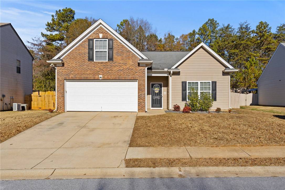 608 CROMWELL DR, Spartanburg, SC 29301