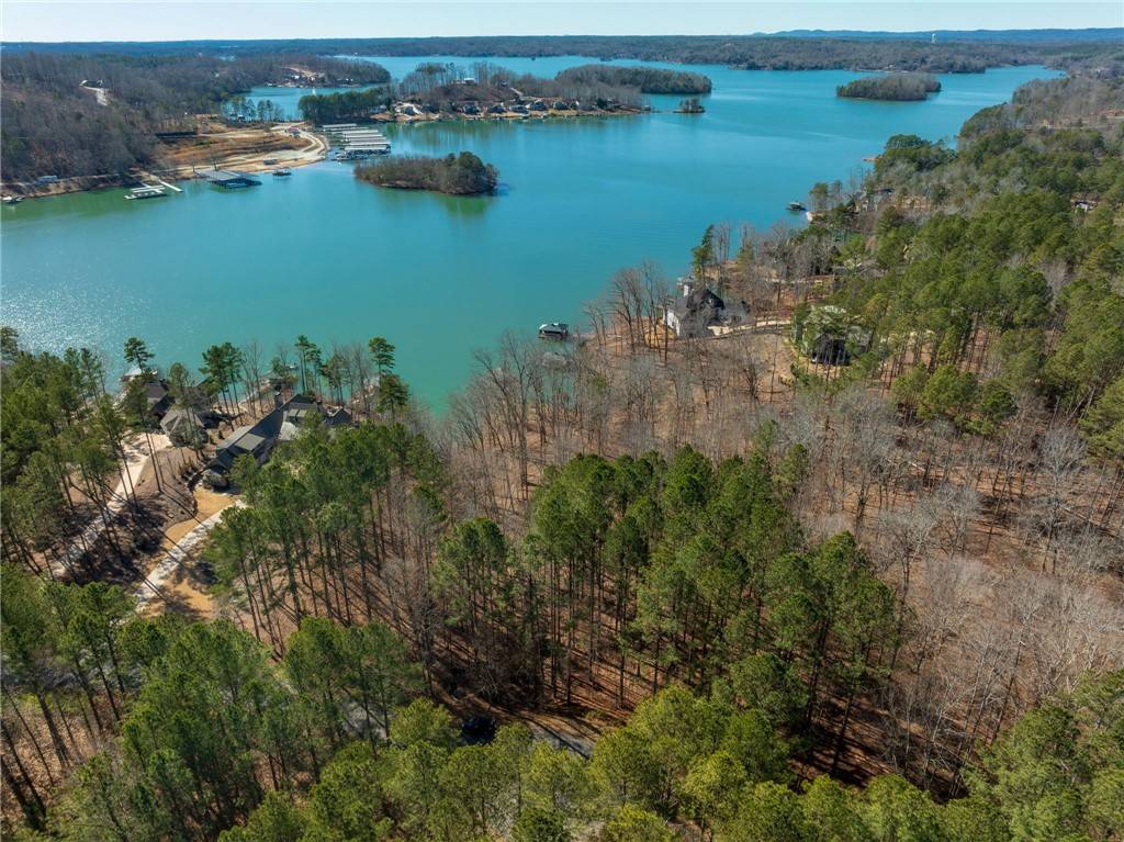 Six Mile, SC 29682,205 Lake Breeze TRL