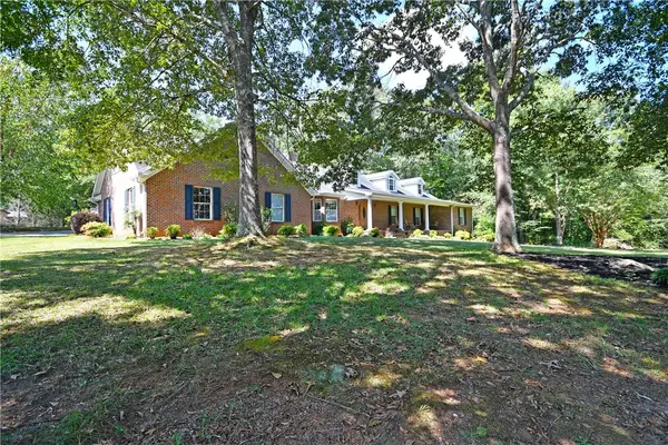 Easley, SC 29640,400 Dove Hill CIR